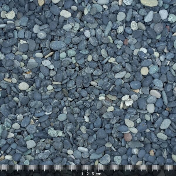 Beach Pebbles zwart 8-16mm Droog - 123natuurproducten.nl