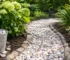 Schelpenpad zelf maken in de tuin in 7 stappen